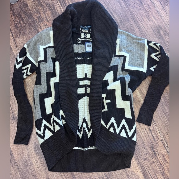 Ralph Lauren Sweaters - New Ralph Lauren Geometric Patterned Black and Gray Sweater XL